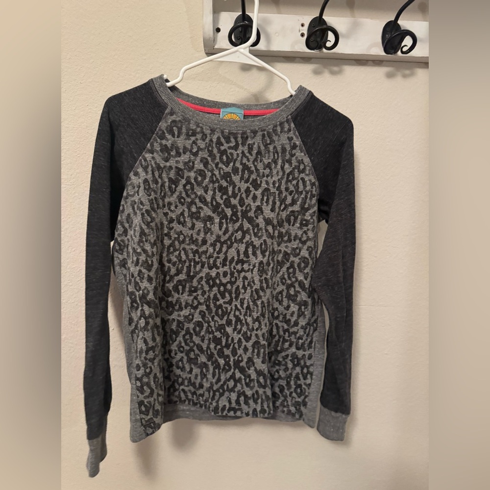 Sweater Cheetah Print